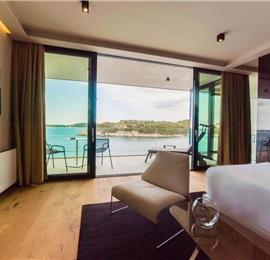 Luxury 7 Bedroom Dubrovnik Beachfront Villa with Infinity Pool, Sleeps 14